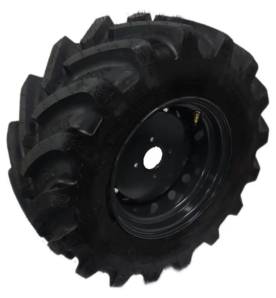 Roue gauche M1/M2 avec pneu BKT AGRIMAX RT657 - 320/65R16TL 120A8/117D